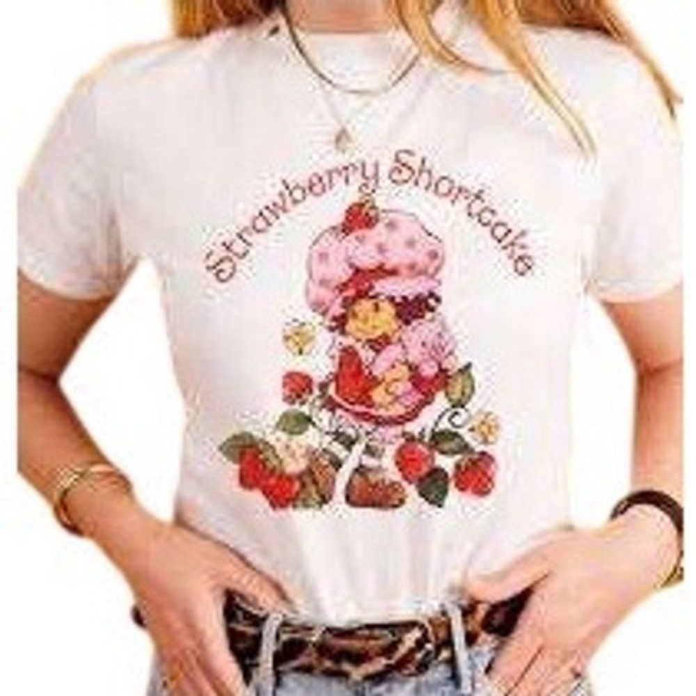 Wildbrain Strawberry Shortcake White T-Shirt Size XL‎